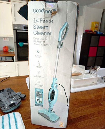Goodmans corded steam - corded, mop